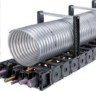 新型發(fā)明:強牢固性拖鏈鏈接